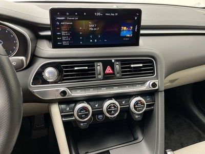 2023 Genesis G70 2.0T