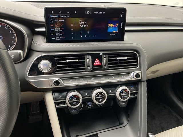 2023 Genesis G70 2.0T