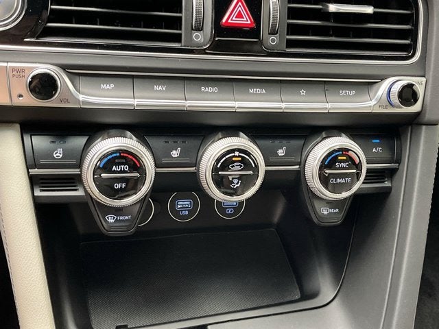 2023 Genesis G70 2.0T