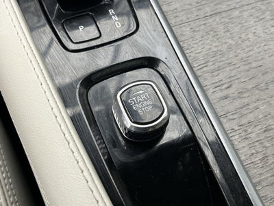 2023 Volvo XC90 AWD