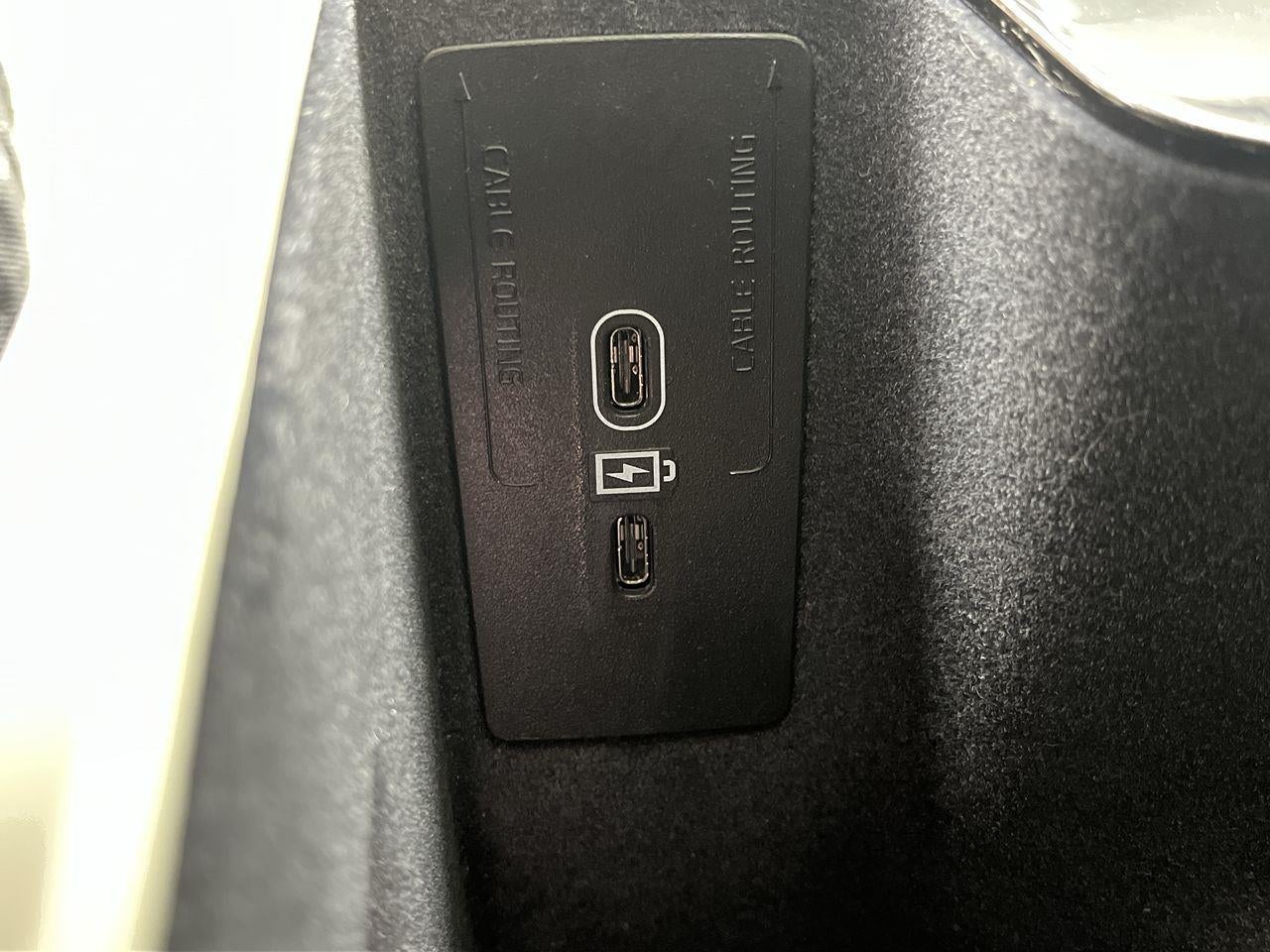 2023 Volvo XC90 AWD