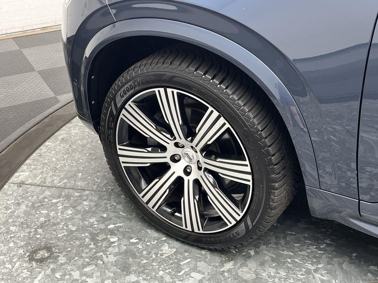 2023 Volvo XC90 AWD