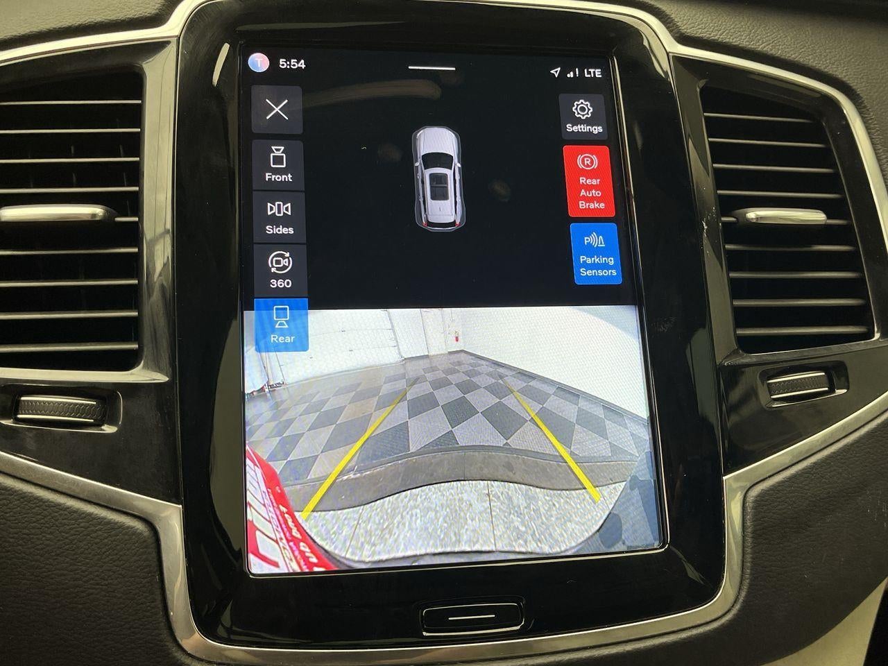 2023 Volvo XC90 AWD