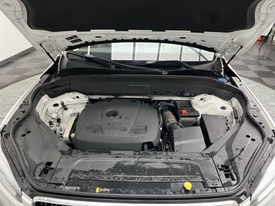 2019 Volvo XC90 Momentum