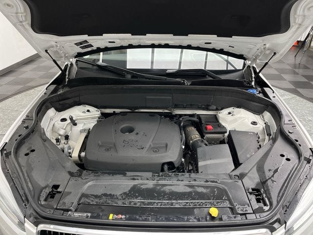 2019 Volvo XC90 Momentum