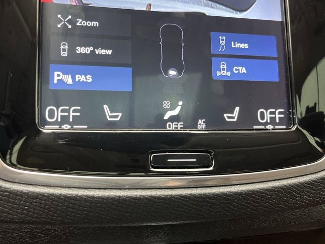 2019 Volvo XC90 Momentum