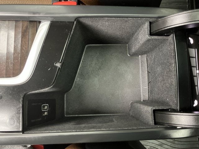 2019 Volvo XC90 Momentum