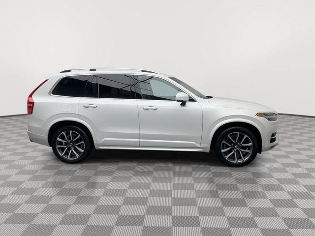 2019 Volvo XC90 Momentum