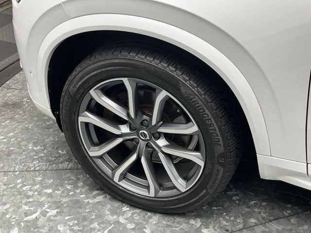 2019 Volvo XC90 Momentum
