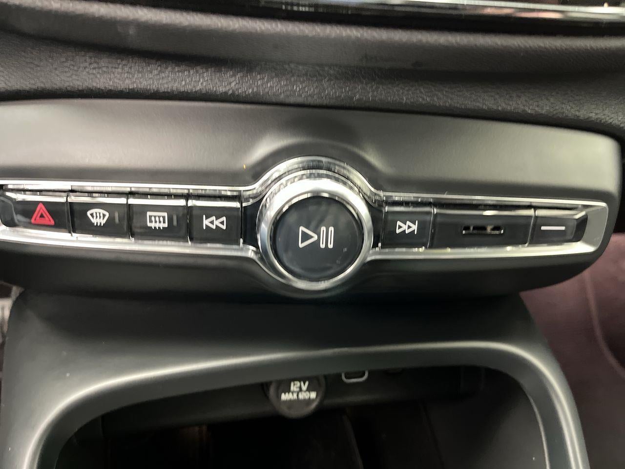 2023 Volvo XC40 Recharge Pure Electric Plus