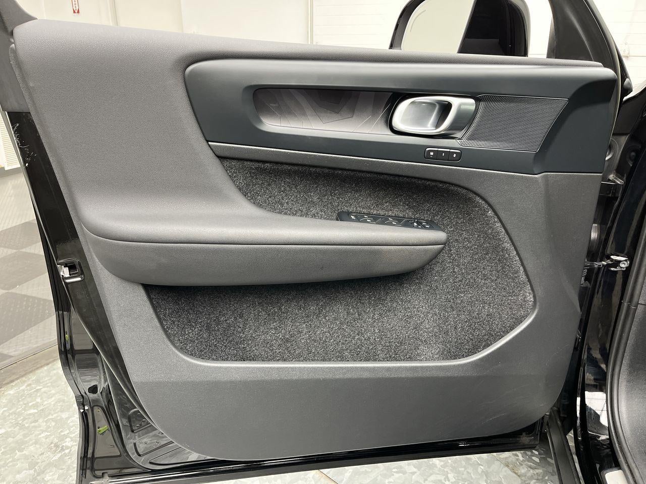 2023 Volvo XC40 Recharge Pure Electric Plus
