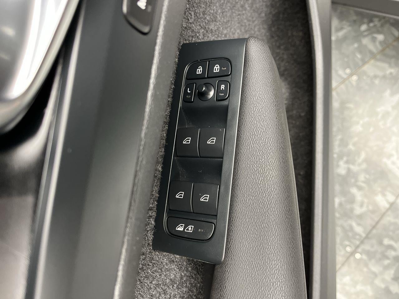 2023 Volvo XC40 Recharge Pure Electric Plus
