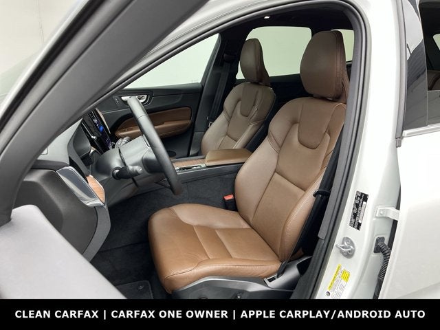 2023 Volvo XC60 Plus Bright Theme