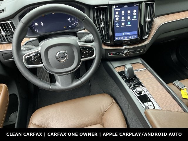 2023 Volvo XC60 Plus Bright Theme