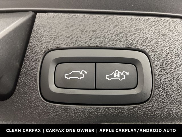2023 Volvo XC60 Plus Bright Theme