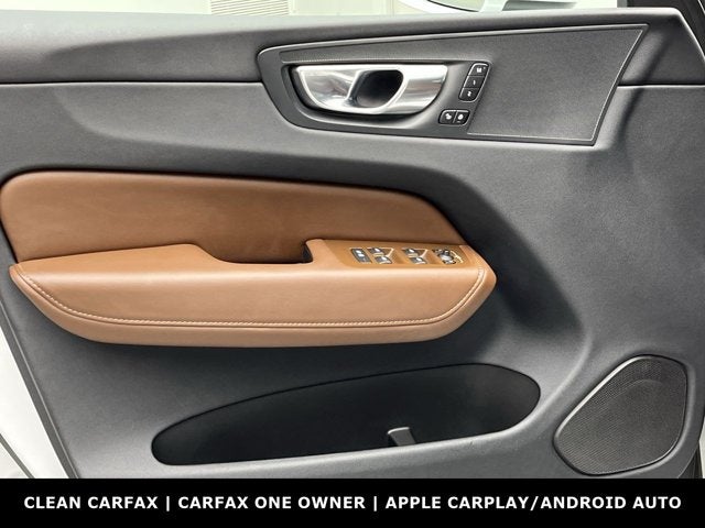 2023 Volvo XC60 Plus Bright Theme