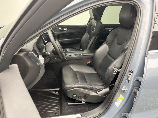 2023 Volvo XC60 Core