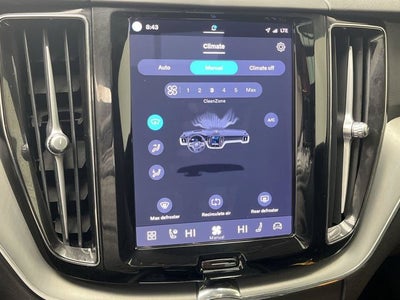 2023 Volvo XC60 Core