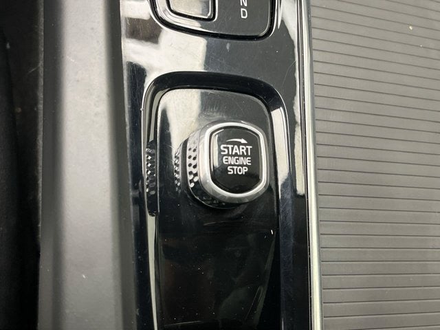 2023 Volvo XC60 Core
