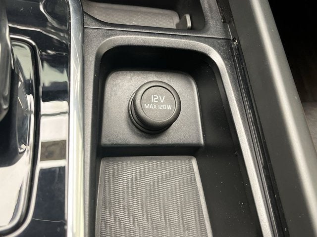 2023 Volvo XC60 Core