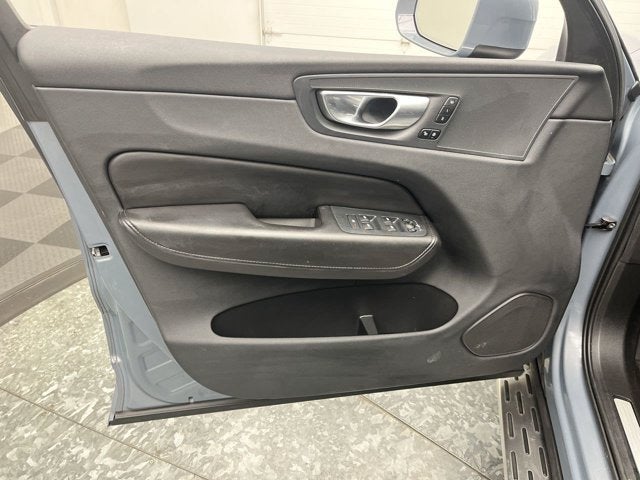 2023 Volvo XC60 Core