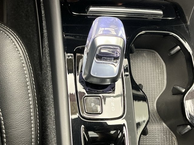 2023 Volvo XC40 Ultimate Bright Theme