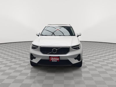 2023 Volvo XC40 Ultimate Bright Theme