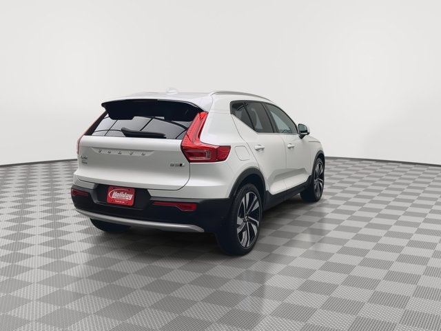 2023 Volvo XC40 Ultimate Bright Theme