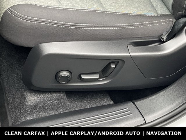 2026 Volvo XC40 Core