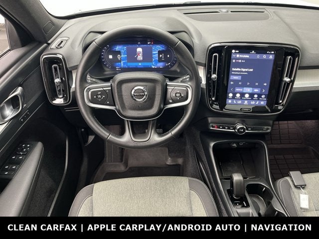2026 Volvo XC40 Core