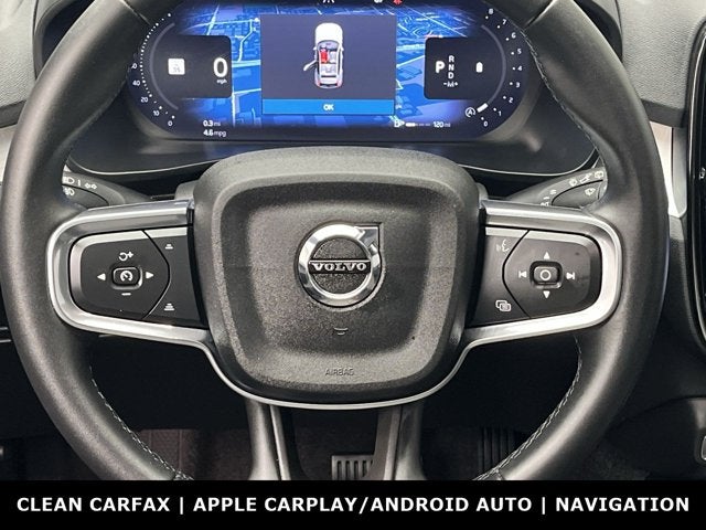 2026 Volvo XC40 Core