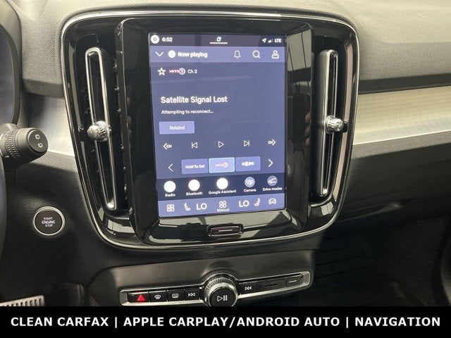 2026 Volvo XC40 Core