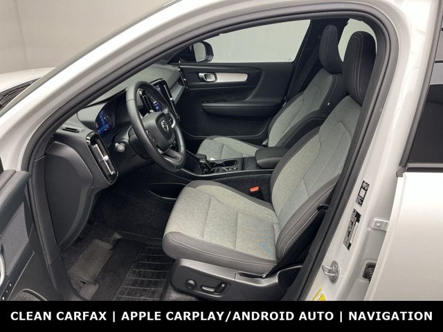 2026 Volvo XC40 Core