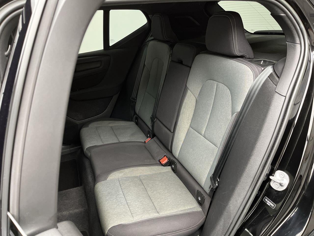 2023 Volvo Xc40 Core