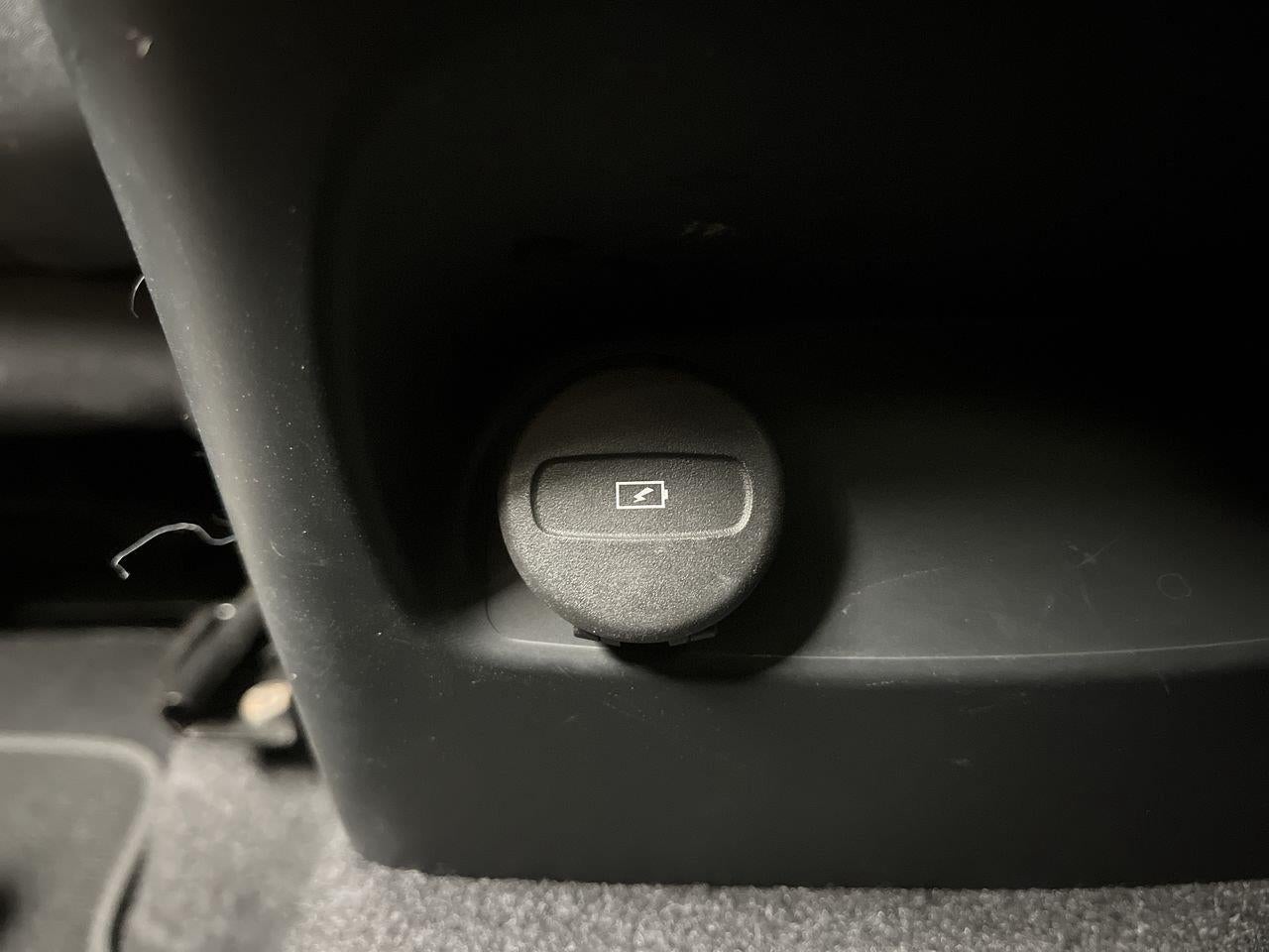 2023 Volvo Xc40 Core