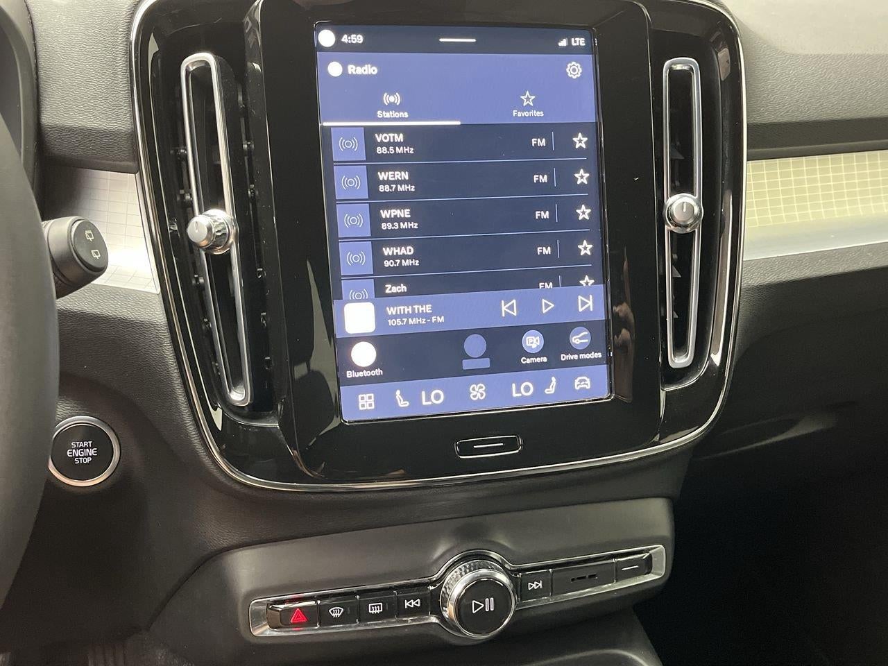 2023 Volvo Xc40 Core