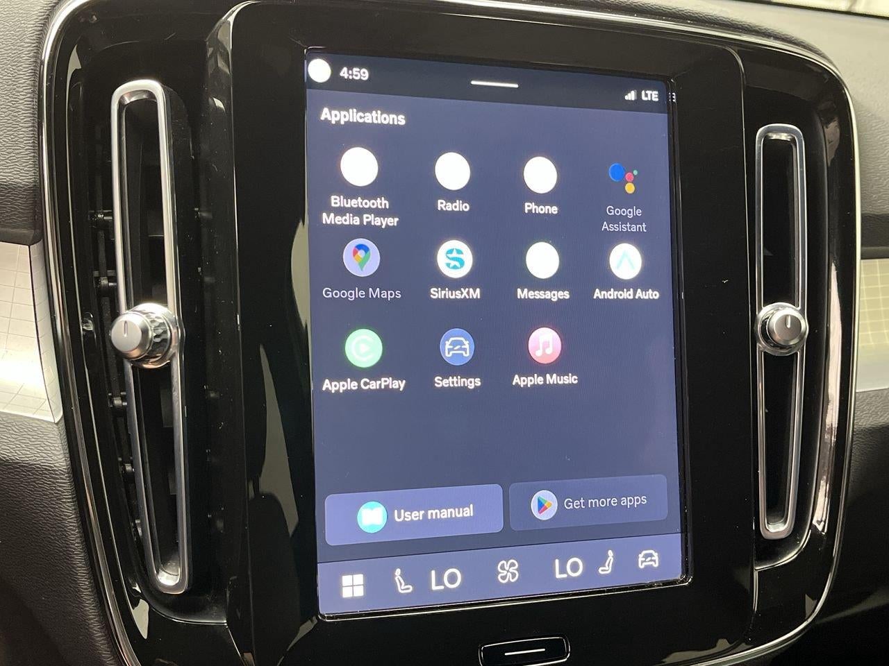 2023 Volvo Xc40 Core