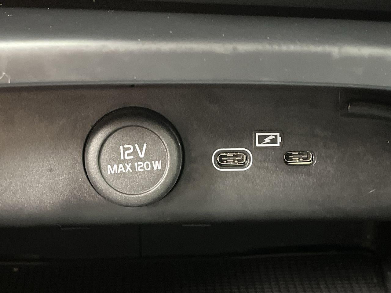 2023 Volvo Xc40 Core