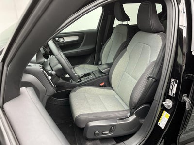 2023 Volvo Xc40 Core