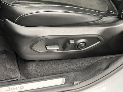 2022 Jeep Grand Cherokee L Altitude