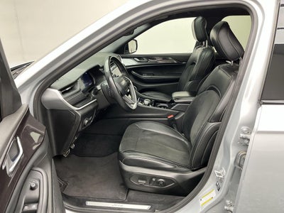 2022 Jeep Grand Cherokee L Altitude