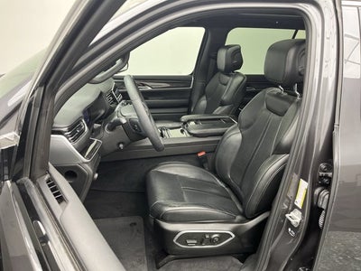 2023 Jeep Wagoneer 4x4