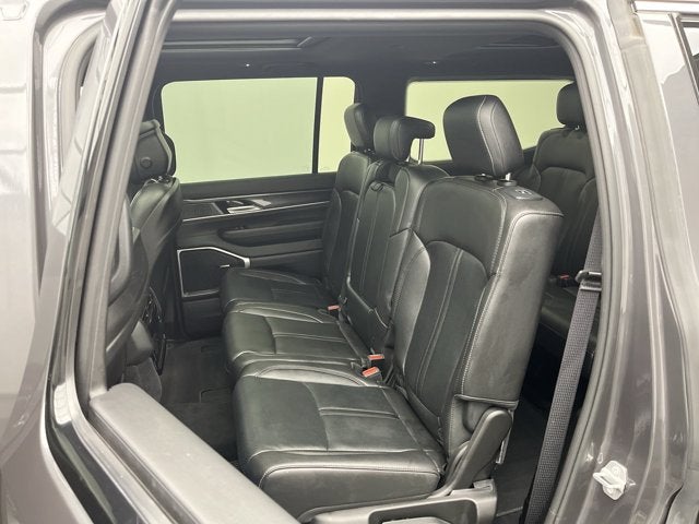 2023 Jeep Wagoneer 4x4