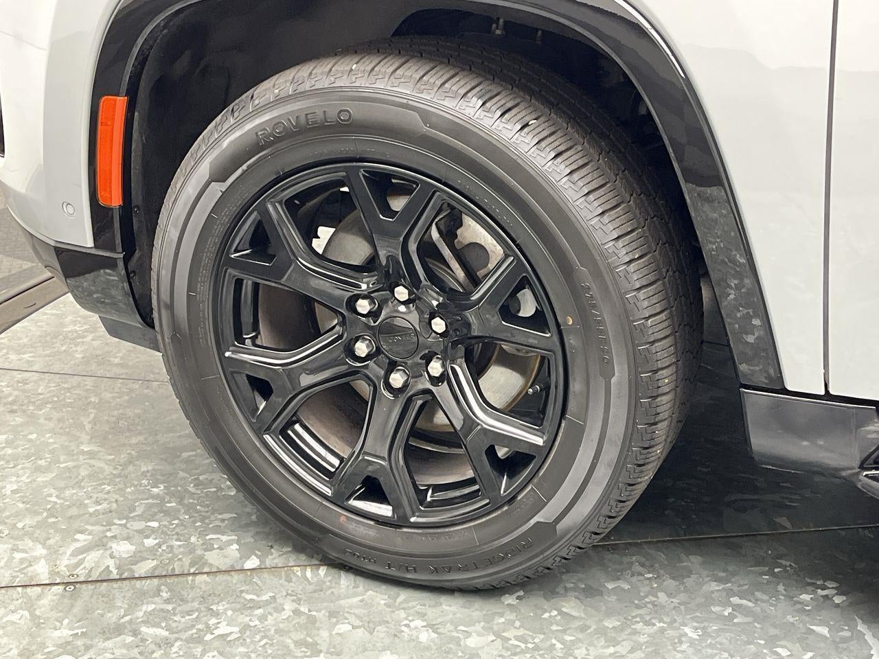 2024 Jeep Wagoneer Series II Carbide