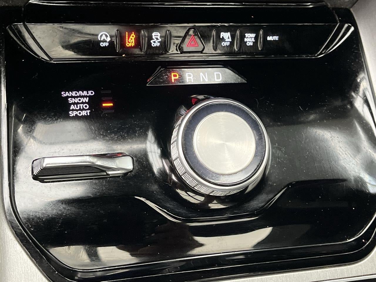 2024 Jeep Wagoneer Series II Carbide