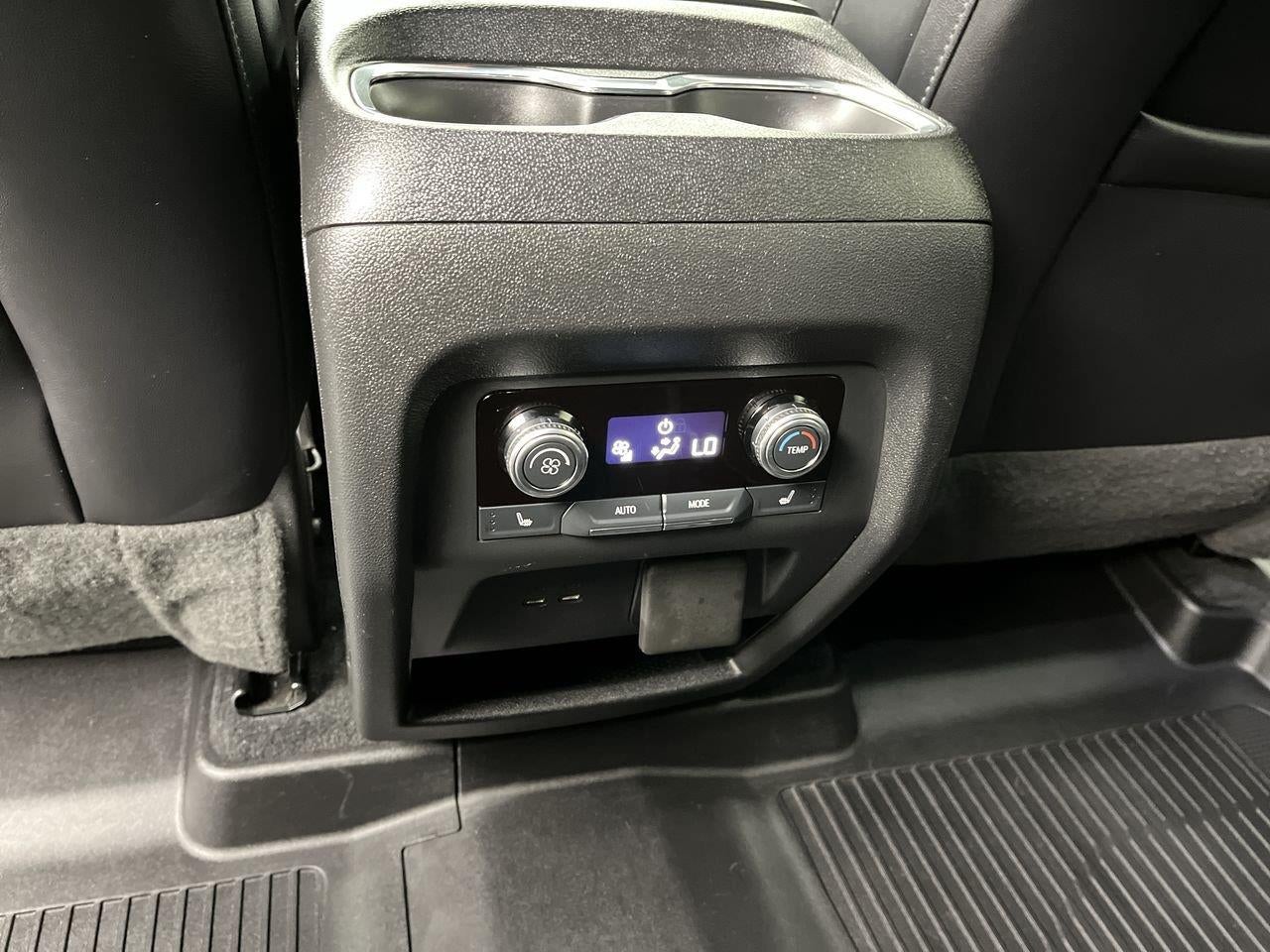 2024 GMC Acadia AWD Elevation