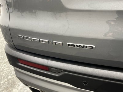 2025 GMC Acadia AWD Elevation