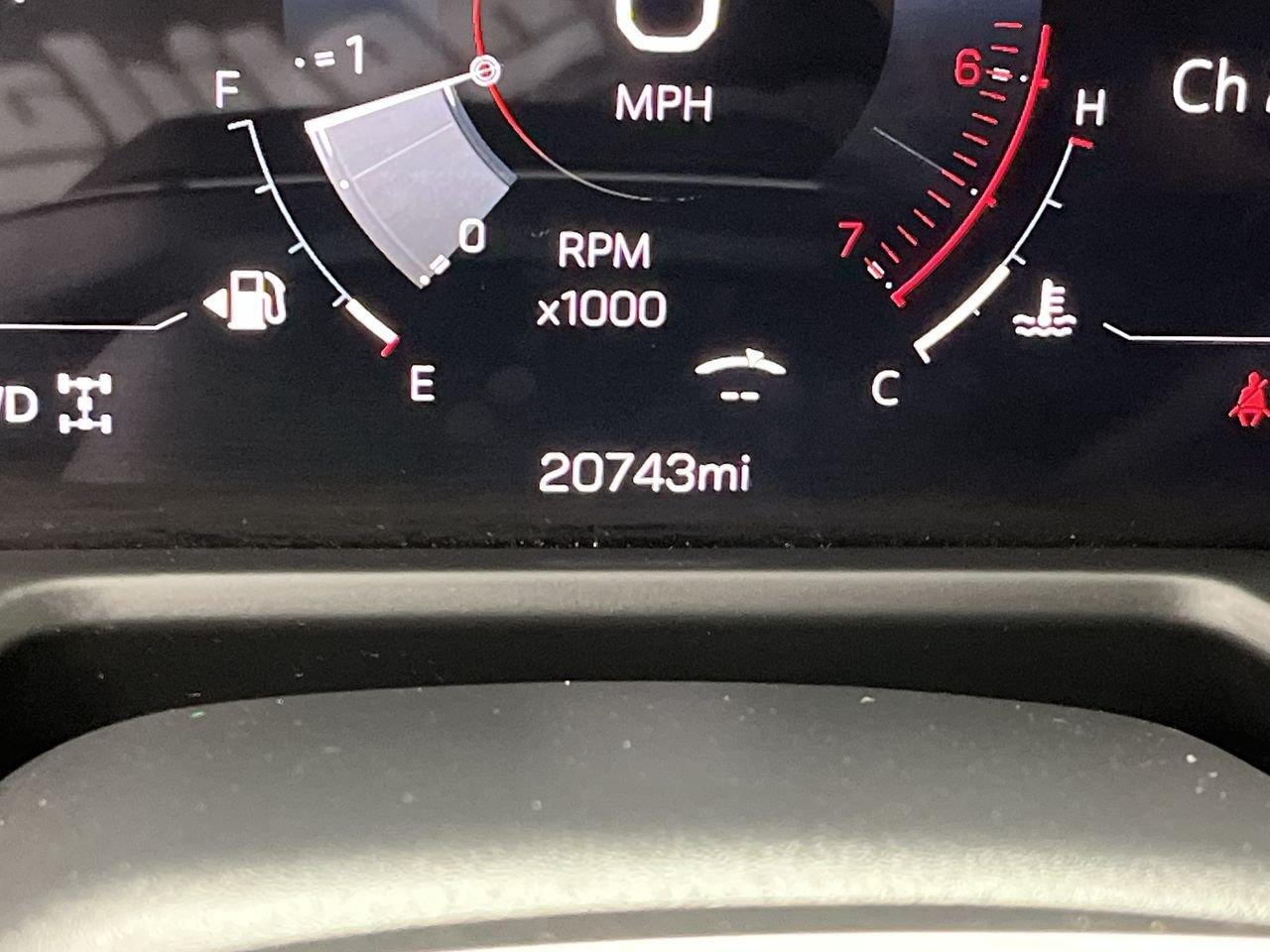 2025 GMC Acadia AT4