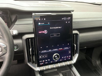 2025 GMC Acadia AT4
