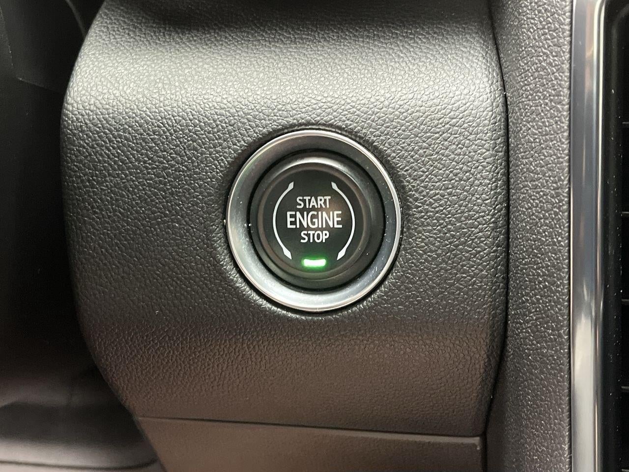 2025 GMC Acadia AT4